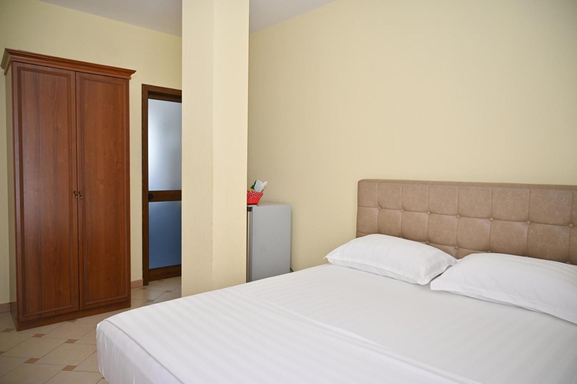 Hotel Vila Emes Durrës Chambre photo