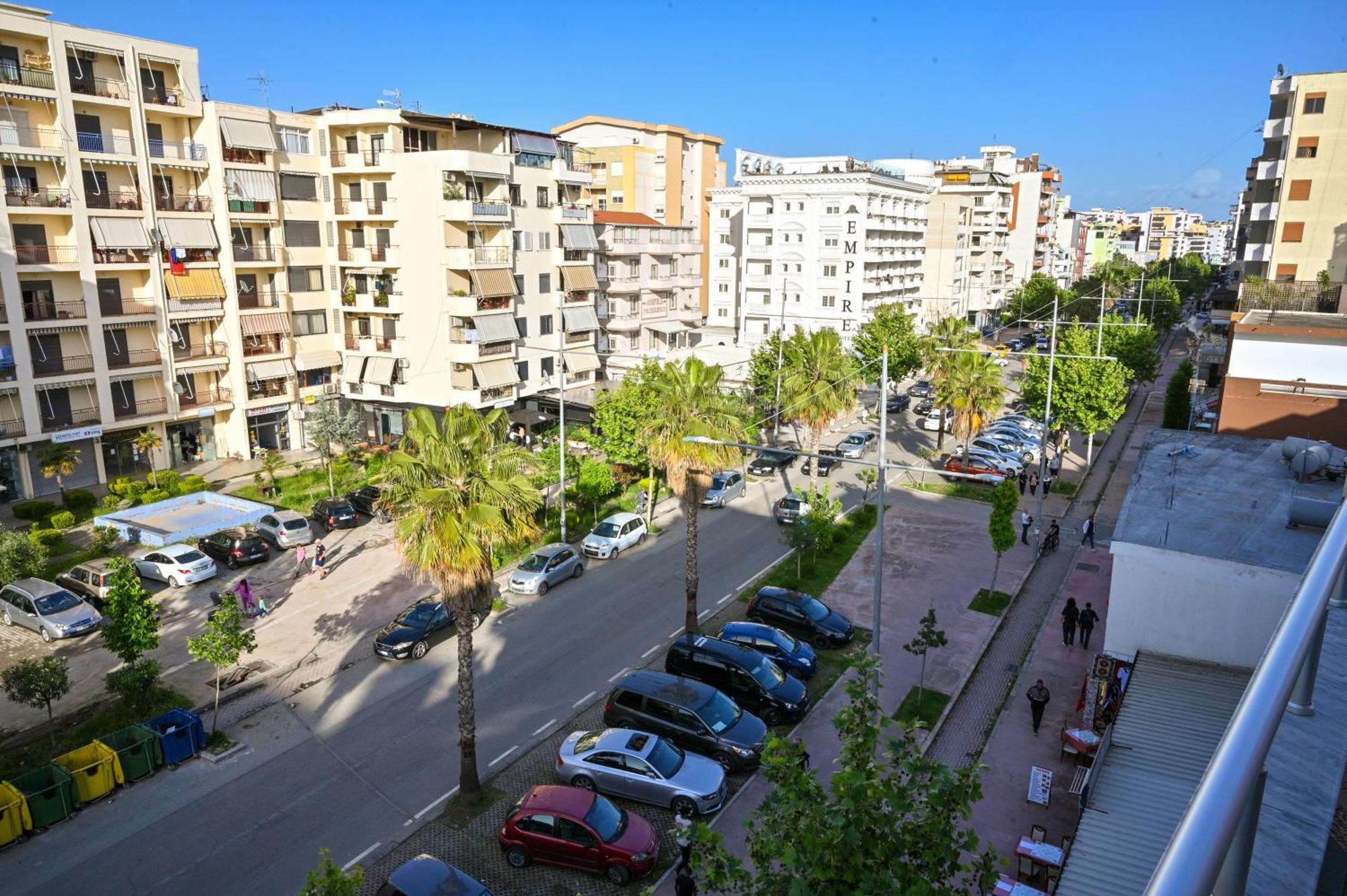Hotel Vila Emes Durrës Extérieur photo