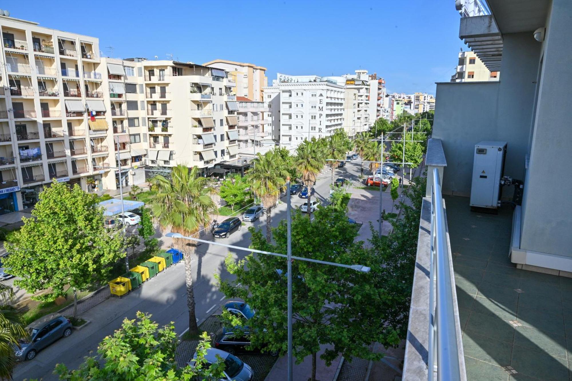 Hotel Vila Emes Durrës Extérieur photo