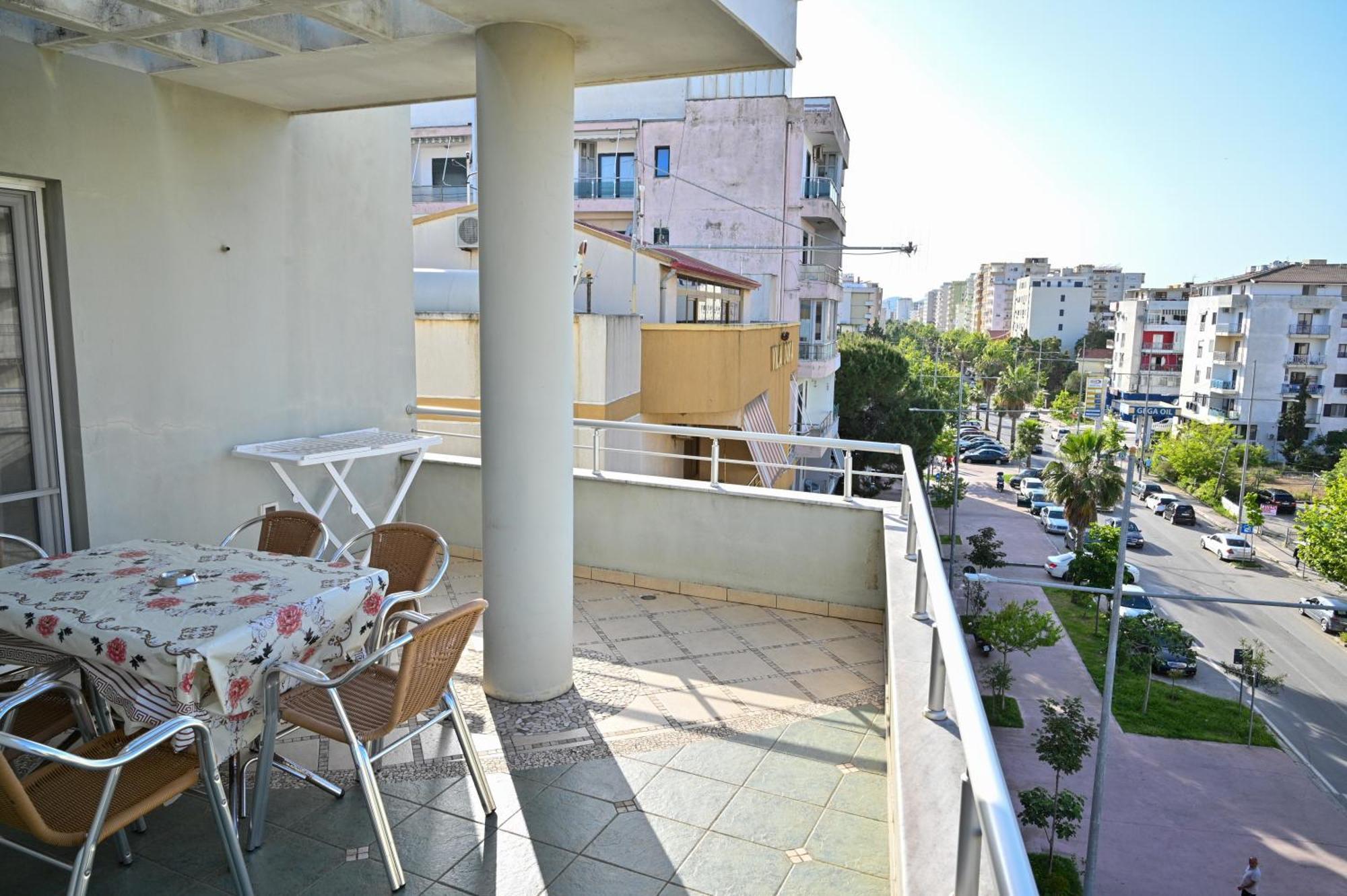 Hotel Vila Emes Durrës Extérieur photo