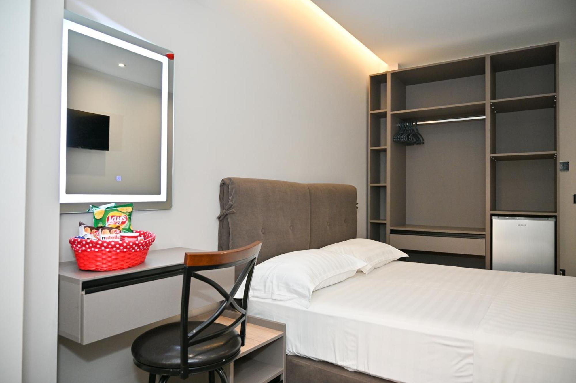 Hotel Vila Emes Durrës Extérieur photo
