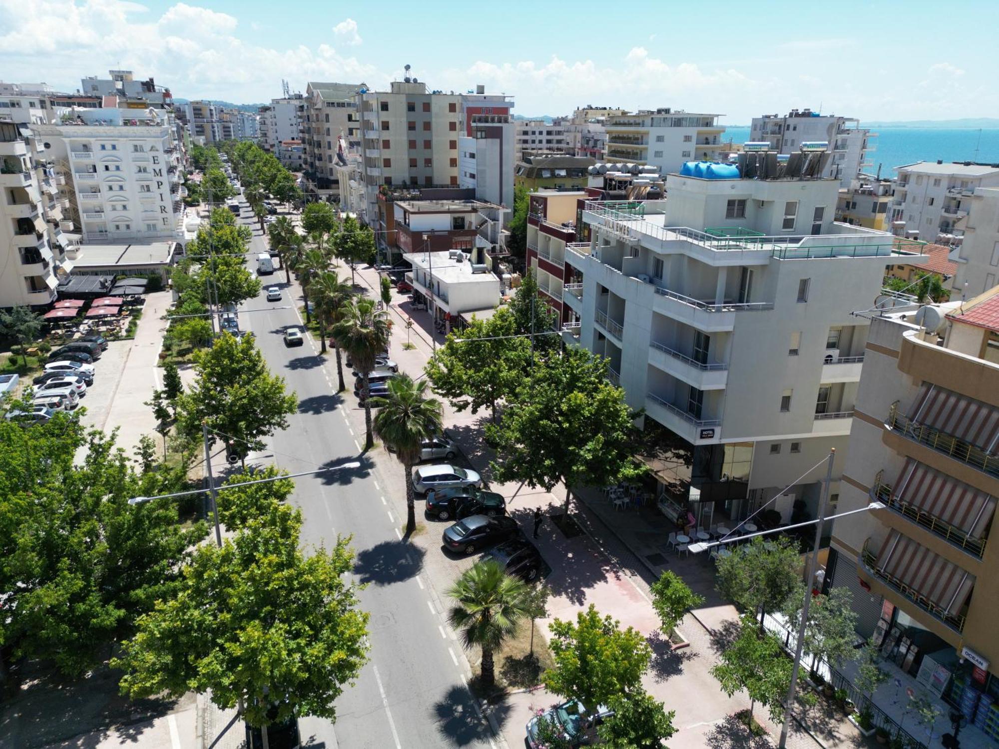 Hotel Vila Emes Durrës Extérieur photo